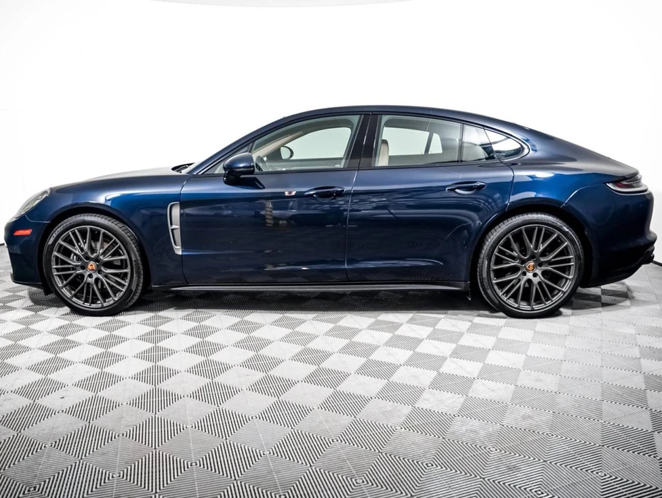 2023 Porsche 971 Panamera - Image 2 of 5