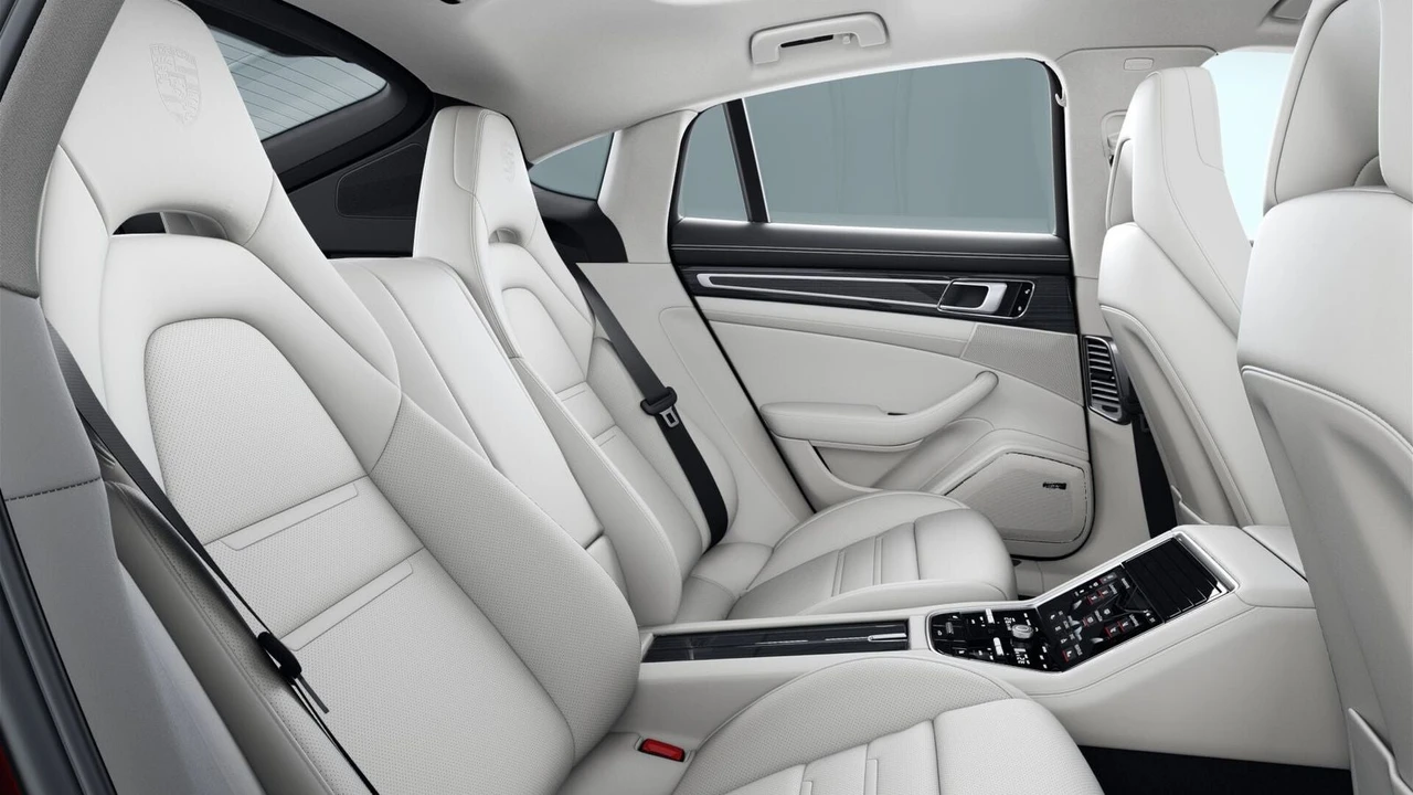 2023 Porsche 971 Panamera - Image 4 of 6