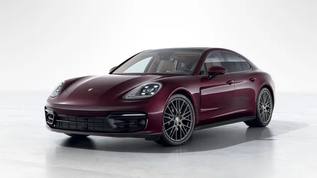 2023 Porsche Panamera 4 Platinum Edition