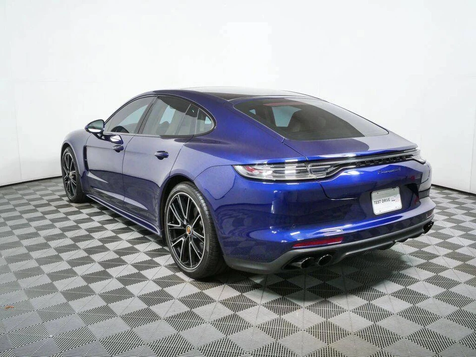 2023 Porsche 971 Panamera - Image 3 of 5