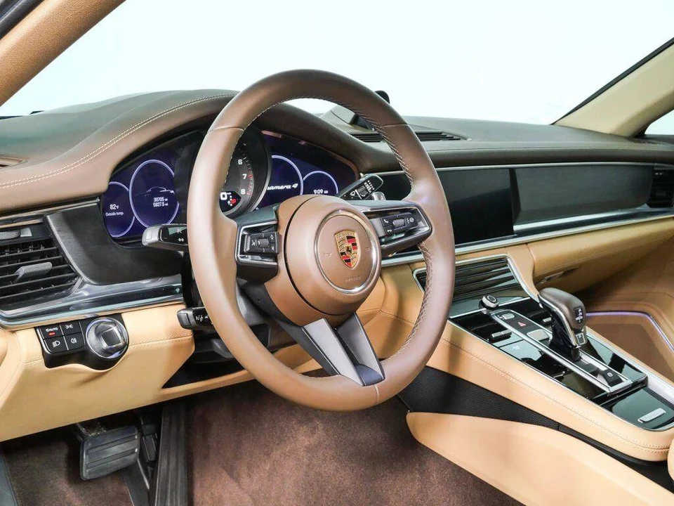 2023 Porsche 971 Panamera - Image 4 of 5
