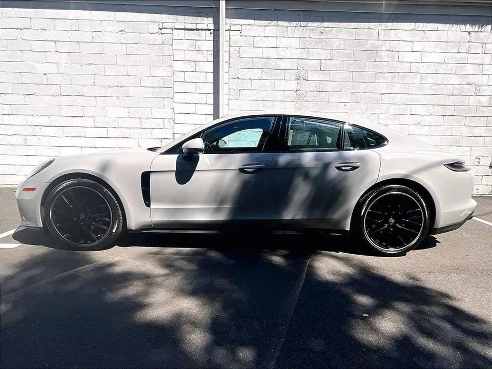 2023 Porsche 971 Panamera - Image 2 of 5