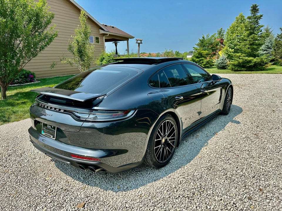 2023 Porsche 971 Panamera - Image 17 of 31