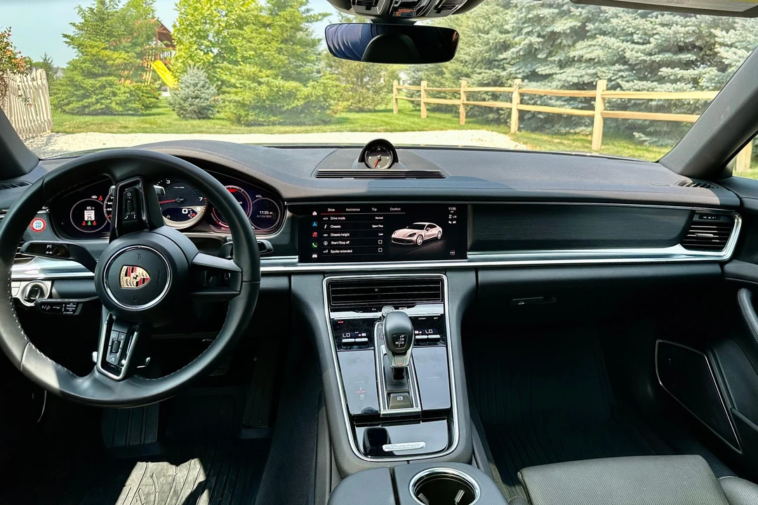 2023 Porsche 971 Panamera - Image 29 of 31