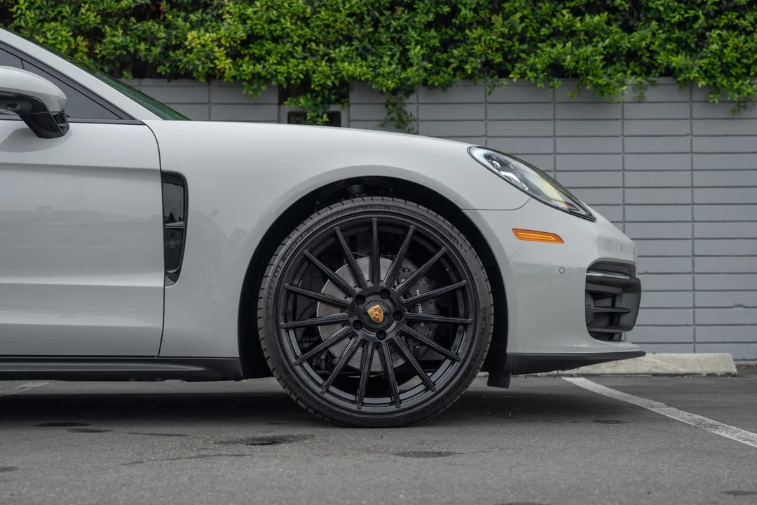2023 Porsche 976 Panamera - Image 11 of 21