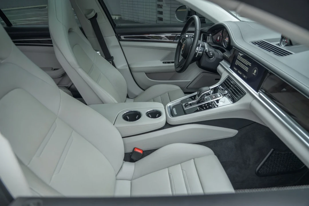 2023 Porsche 976 Panamera - Image 7 of 21