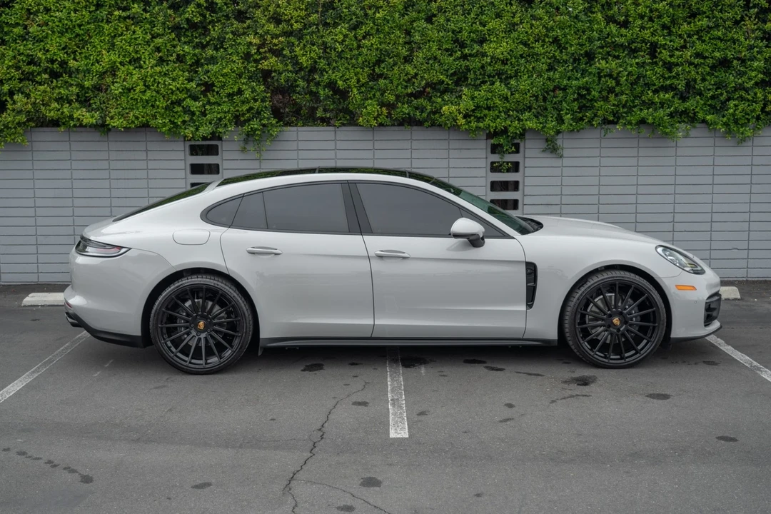 2023 Porsche 976 Panamera - Image 8 of 21