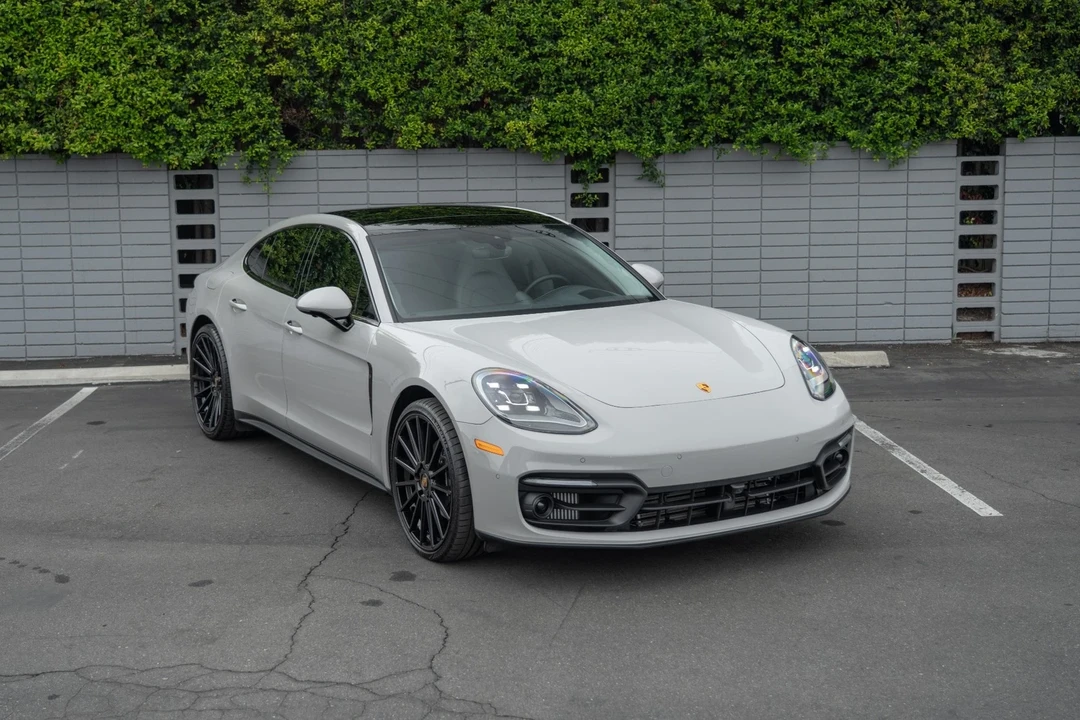 2023 Porsche 976 Panamera - Image 13 of 21