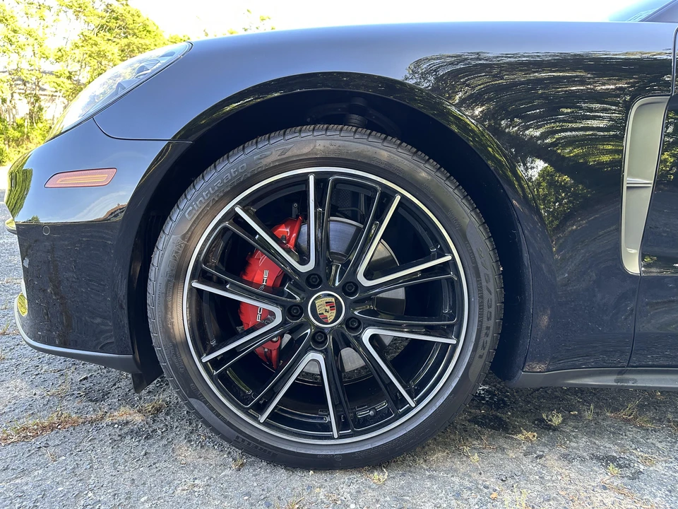 2023 Porsche 971 Panamera - Image 30 of 31