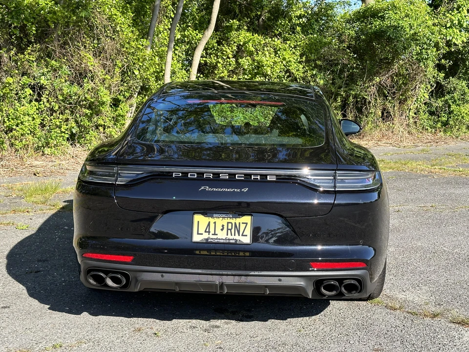 2023 Porsche 971 Panamera - Image 20 of 31