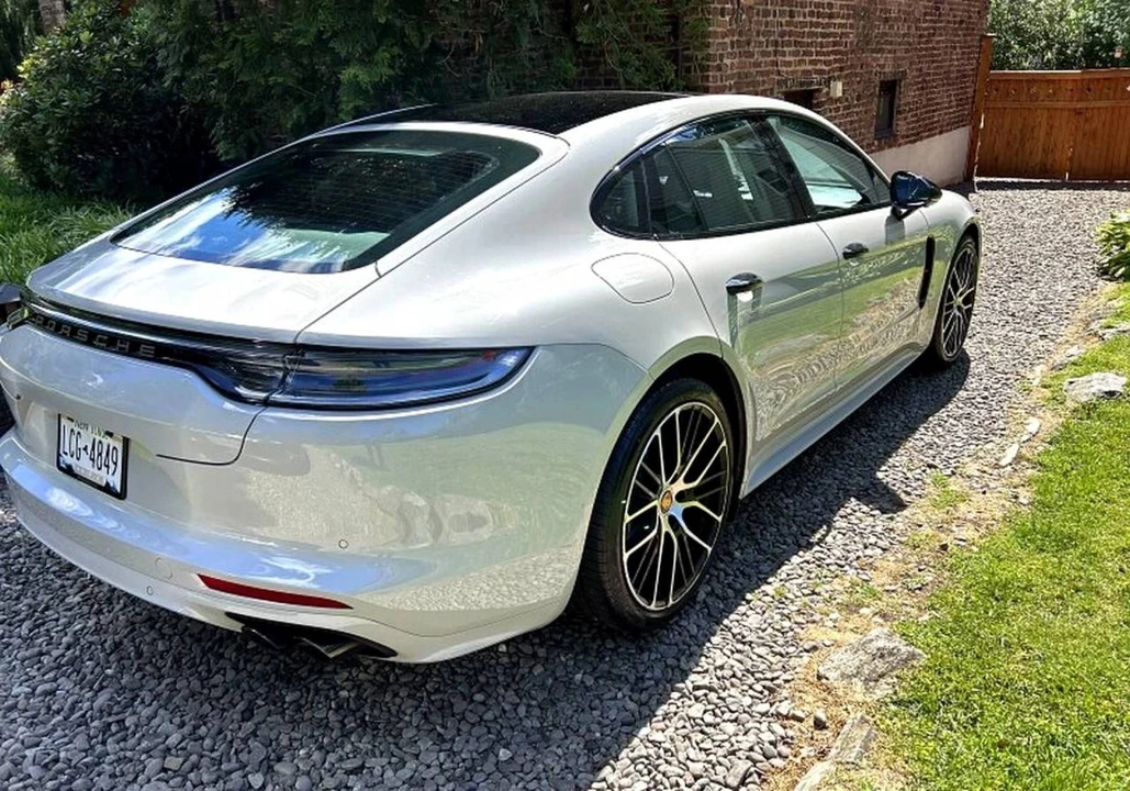 2023 Porsche 971 Panamera - Image 4 of 5