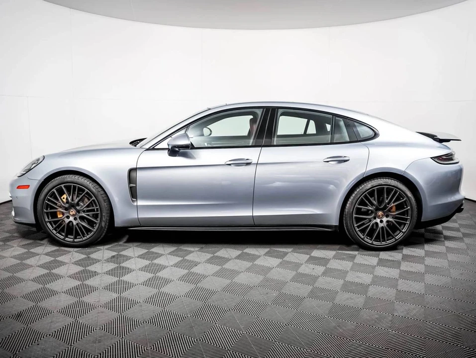 2023 Porsche 971 Panamera - Image 2 of 5