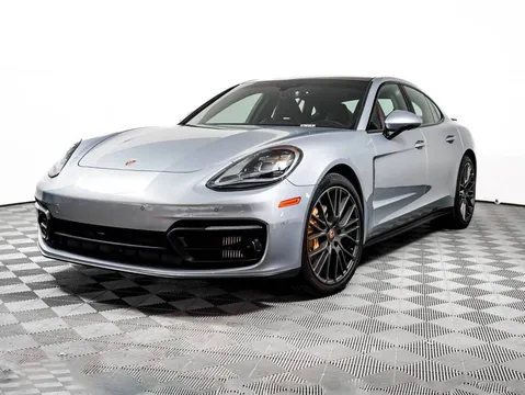 2023 Porsche Panamera 4 Platinum Edition