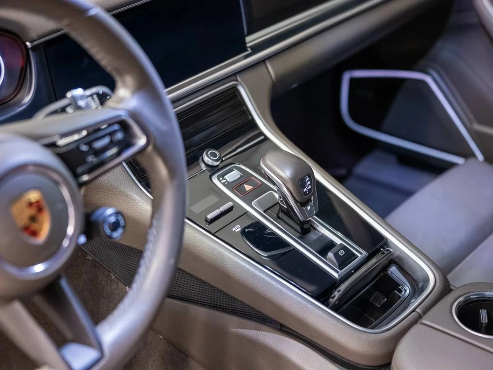 2023 Porsche 971 Panamera - Image 4 of 5