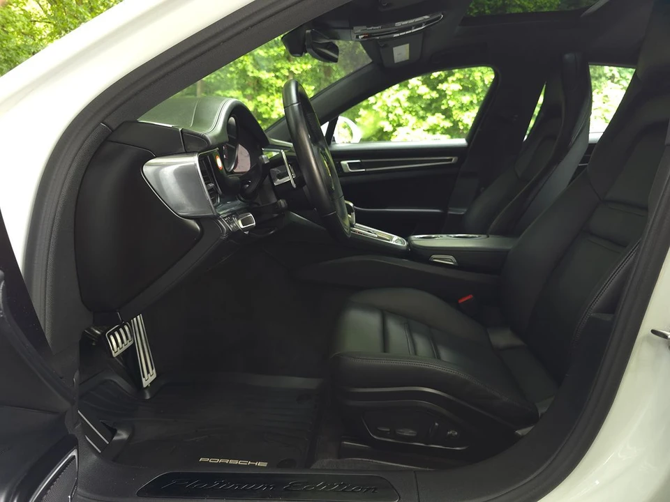 2023 Porsche 971 Panamera - Image 10 of 31