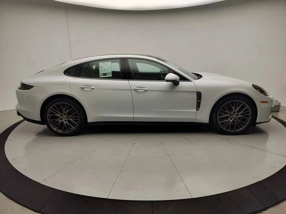 2023 Porsche 971 Panamera - Image 4 of 5
