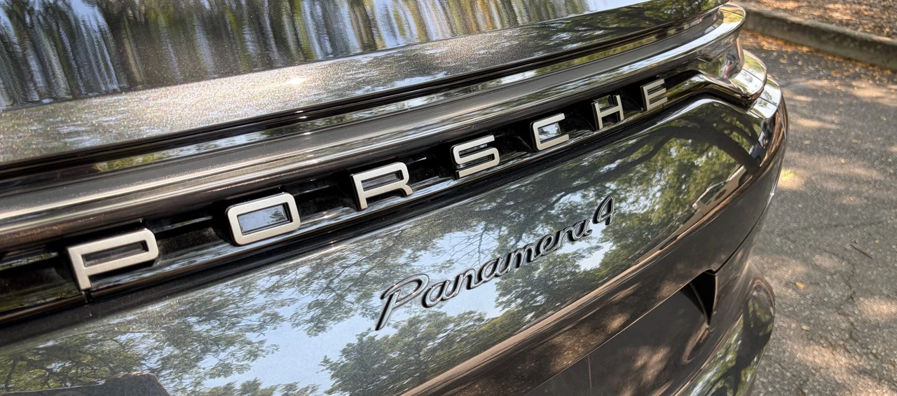 2023 Porsche 971 Panamera - Image 16 of 31