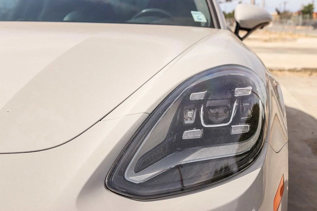 2023 Porsche 971 Panamera - Image 8 of 31