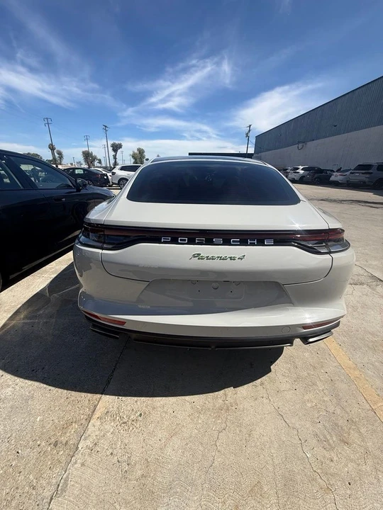 2023 Porsche 971 Panamera - Image 9 of 20