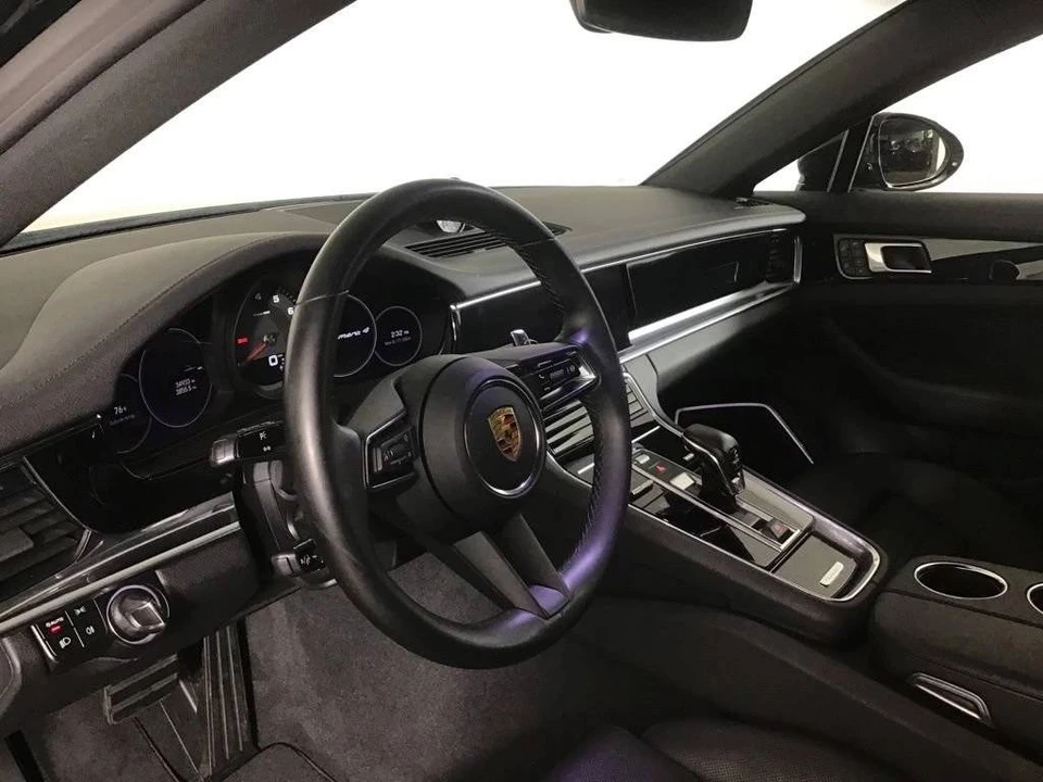 2023 Porsche 971 Panamera - Image 4 of 5