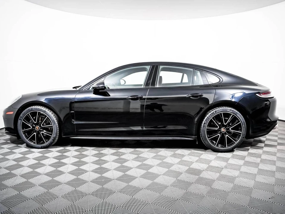 2023 Porsche 971 Panamera - Image 2 of 4