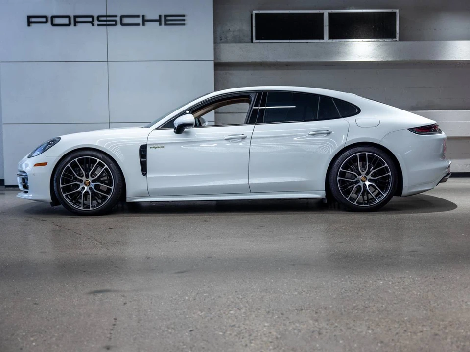 2023 Porsche 971 Panamera 4S - Image 2 of 5