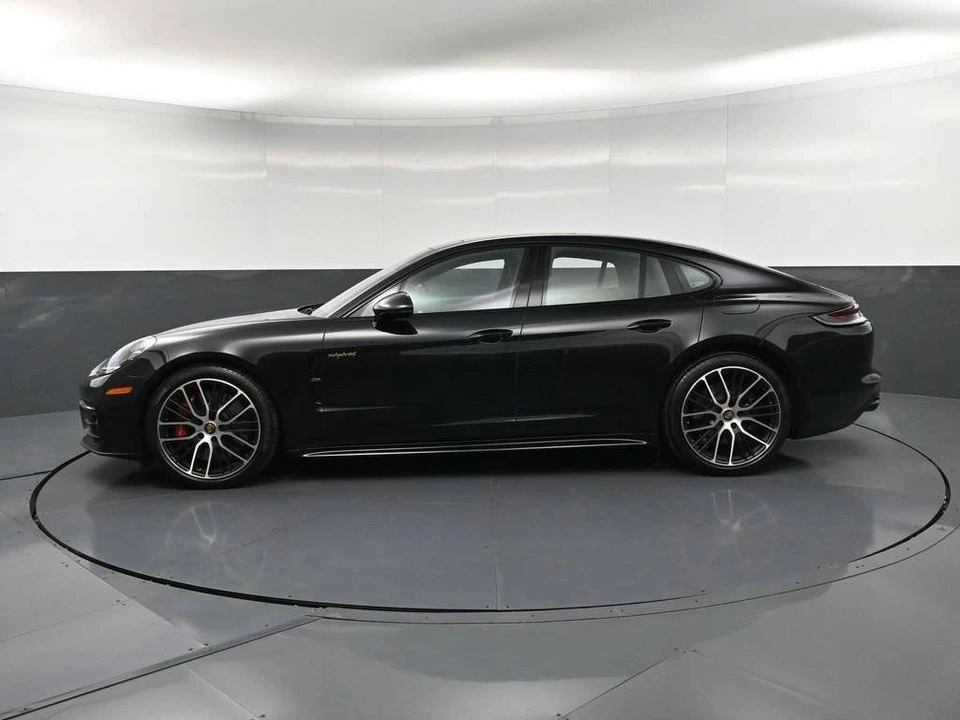 2023 Porsche 971 Panamera 4S - Image 2 of 5