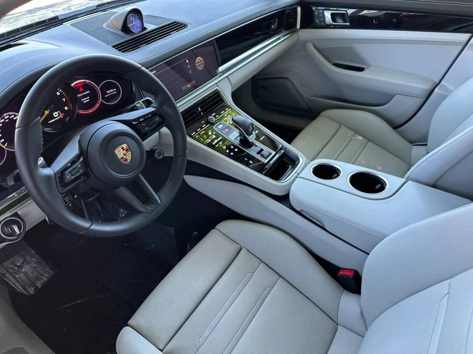 2023 Porsche 971 Panamera S - Image 4 of 5
