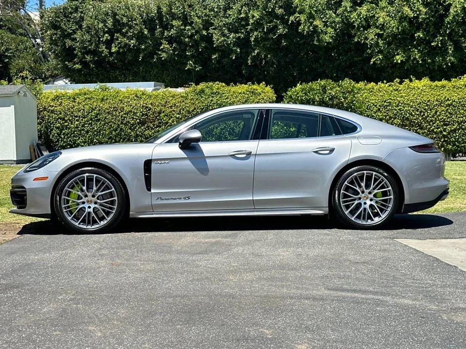 2023 Porsche 971 Panamera S - Image 2 of 5