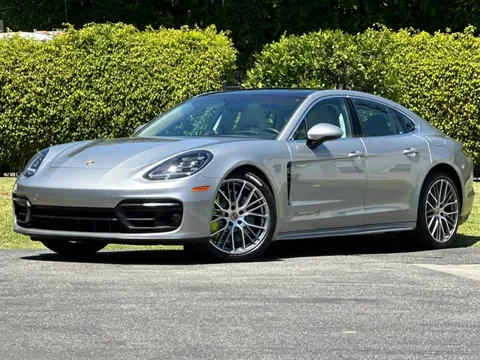 2023 Porsche Panamera 4S E-Hybrid