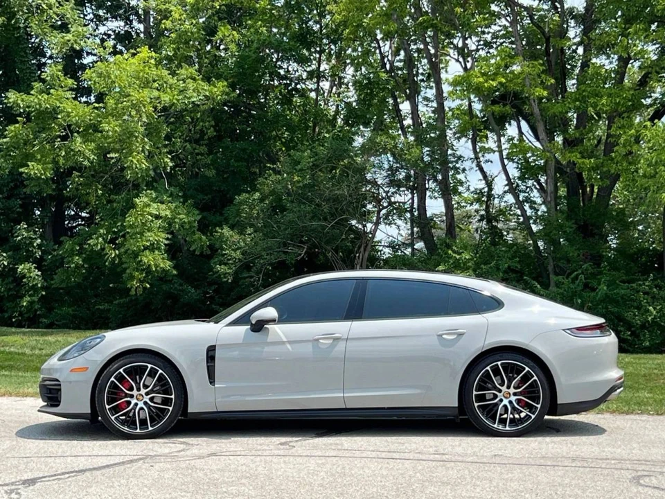 2023 Porsche 971 Panamera 4S - Image 2 of 5