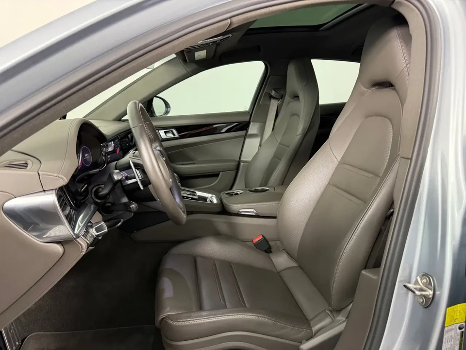2023 Porsche 971 Panamera 4S - Image 5 of 10