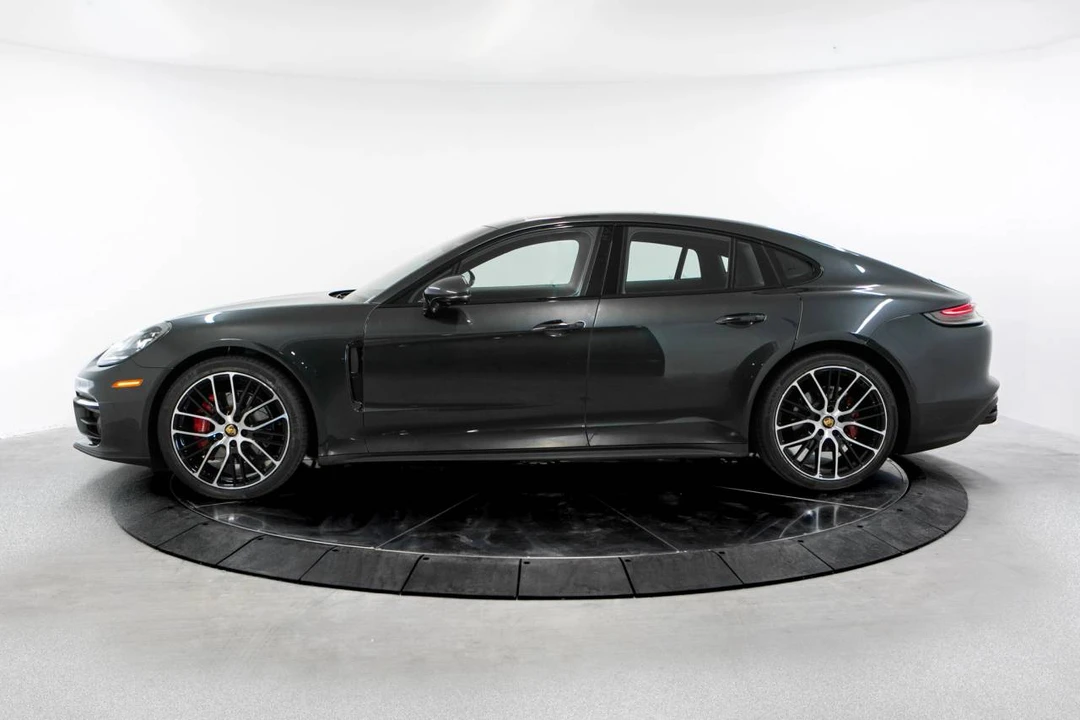 2023 Porsche 971 Panamera 4S - Image 2 of 5