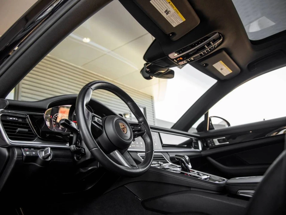 2023 Porsche 971 Panamera 4S - Image 4 of 5