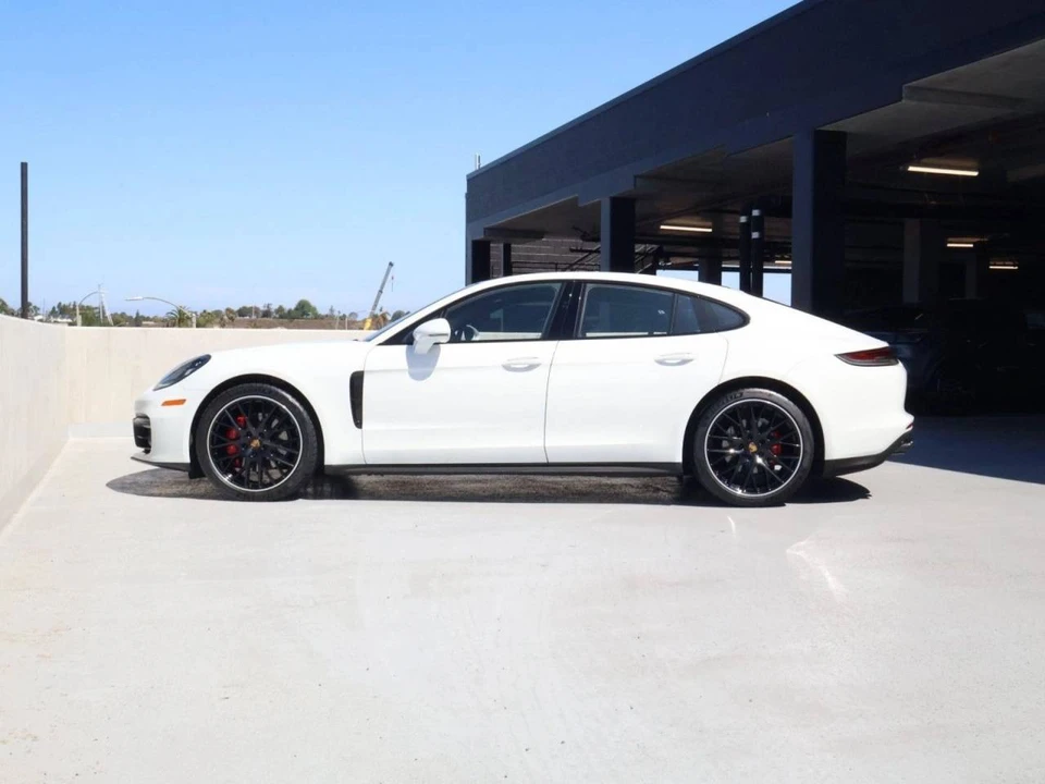 2023 Porsche 971 Panamera 4S - Image 2 of 5