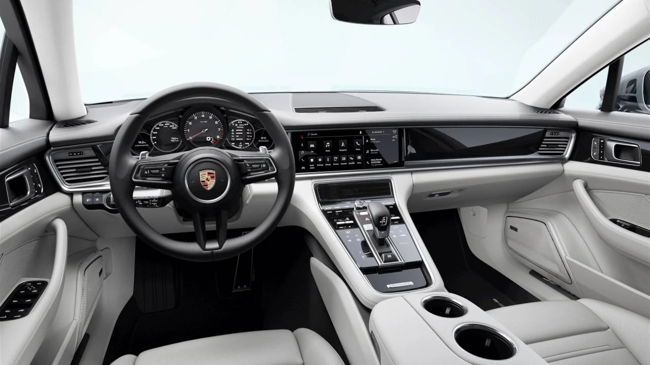 2023 Porsche 971 Panamera 4S - Image 4 of 5