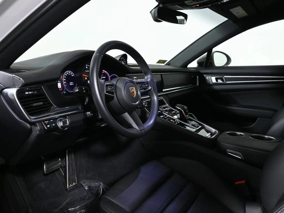 2023 Porsche 971 Panamera 4S - Image 4 of 5