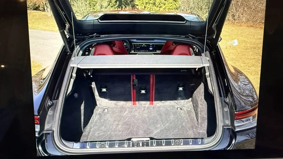 2023 Porsche 971 Panamera 4S - Image 9 of 12