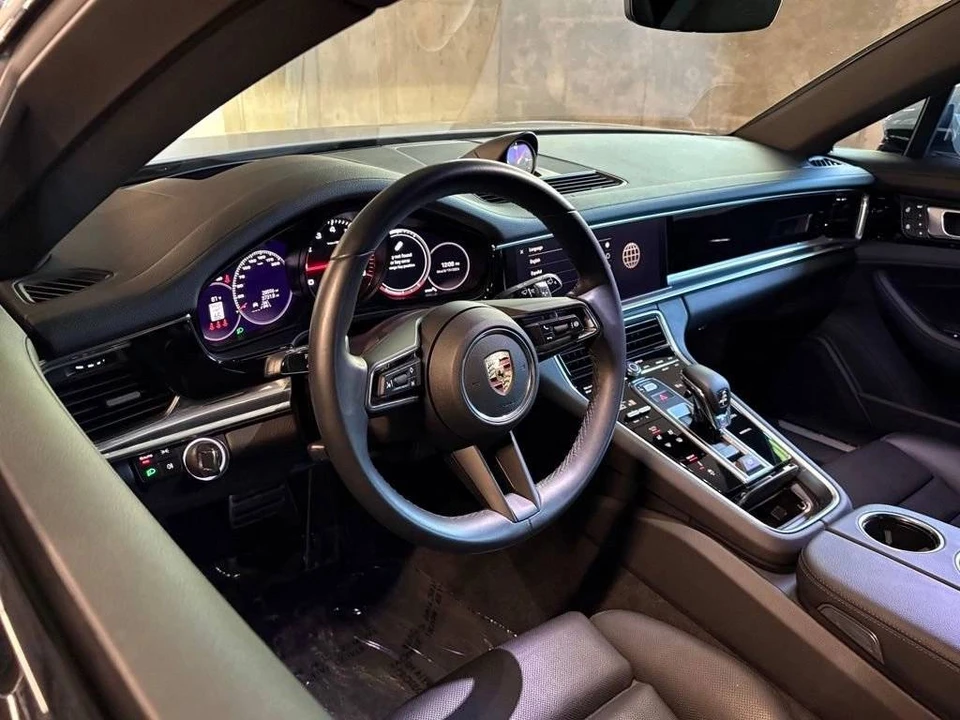2023 Porsche 971 Panamera Sport Turismo - Image 4 of 5