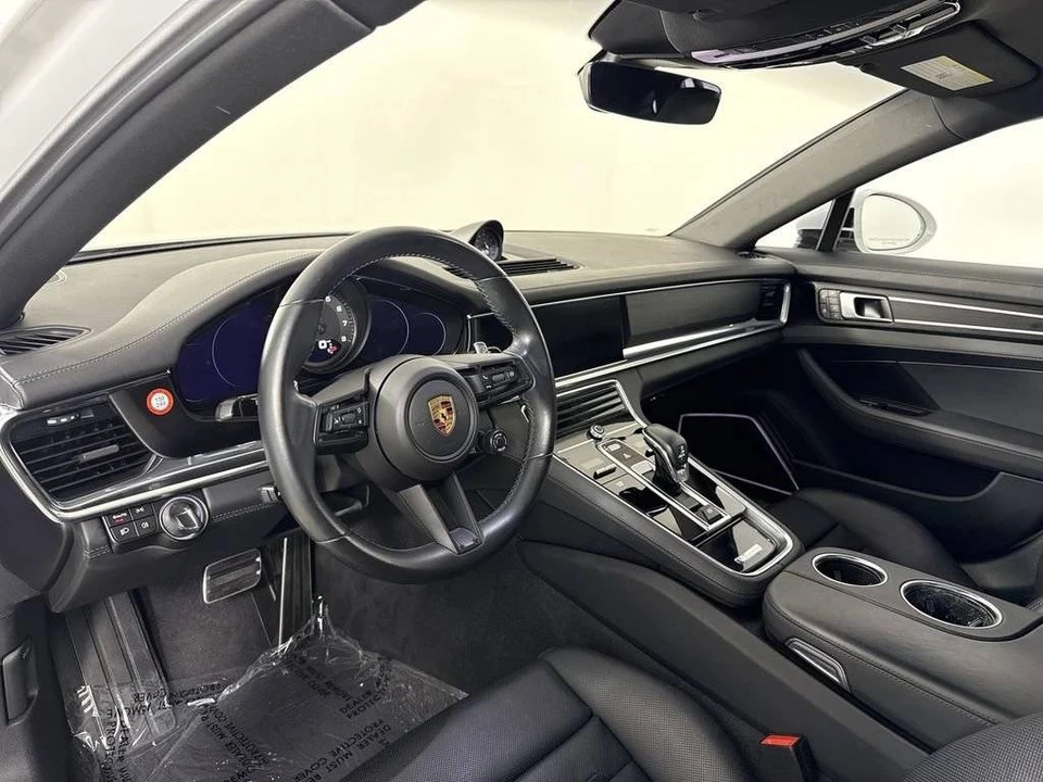 2023 Porsche 971 Panamera 4S - Image 4 of 5