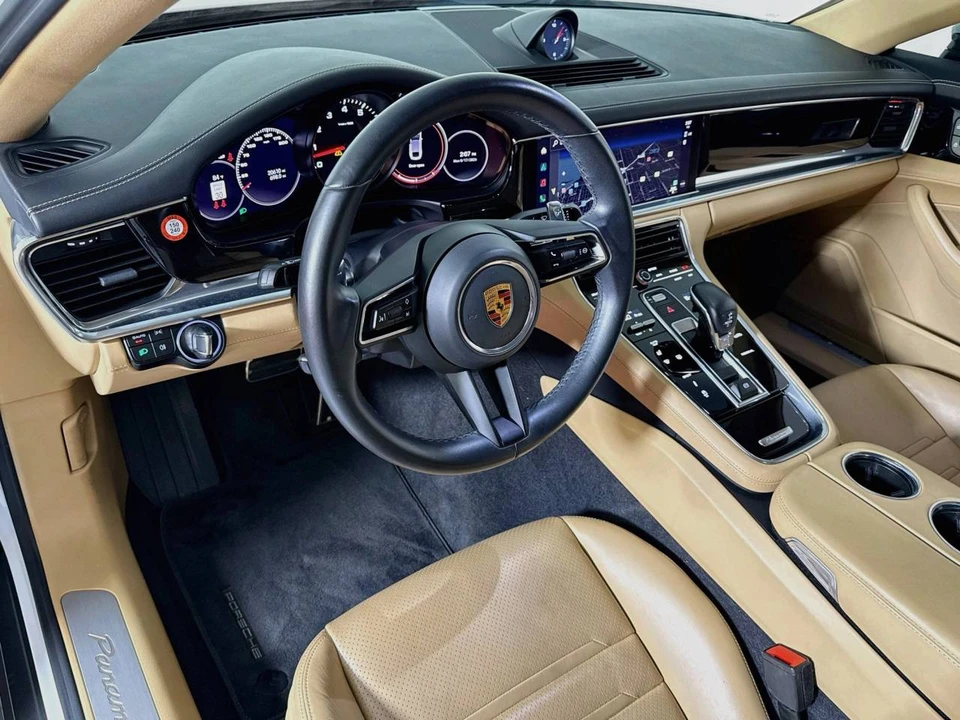 2023 Porsche 971 Panamera 4S - Image 4 of 5