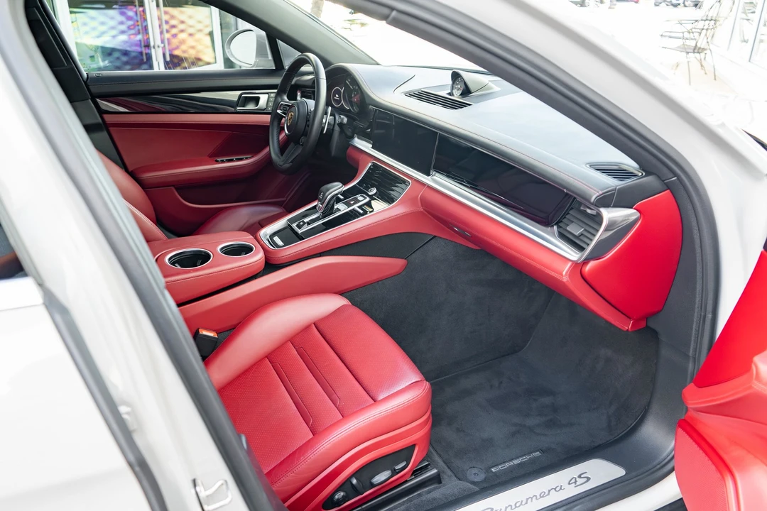 2023 Porsche 971 Panamera 4S - Image 27 of 31
