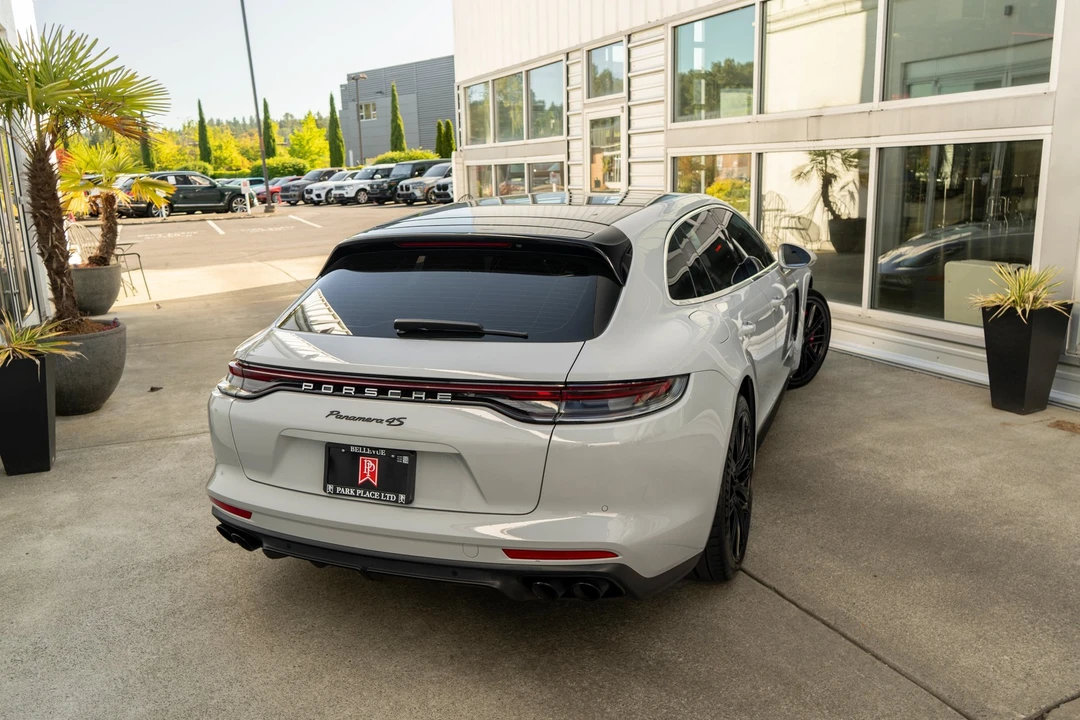 2023 Porsche 971 Panamera 4S - Image 6 of 31