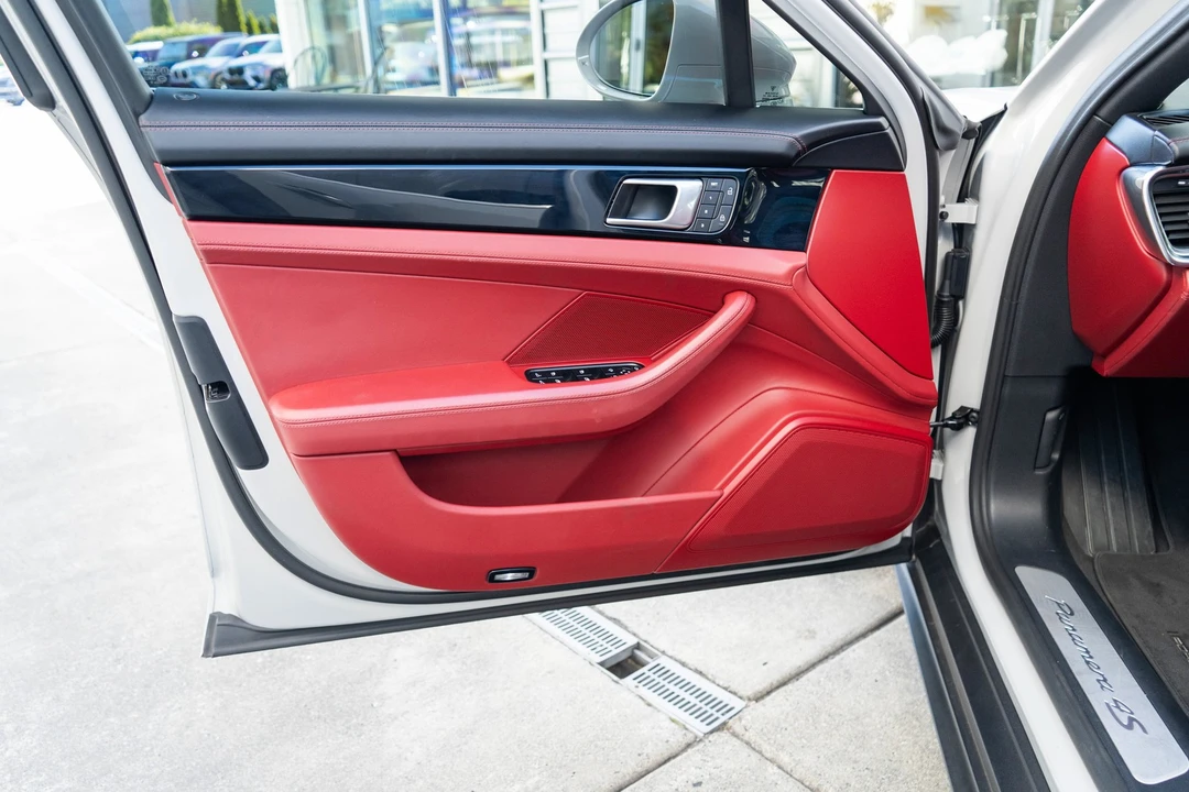 2023 Porsche 971 Panamera 4S - Image 9 of 31