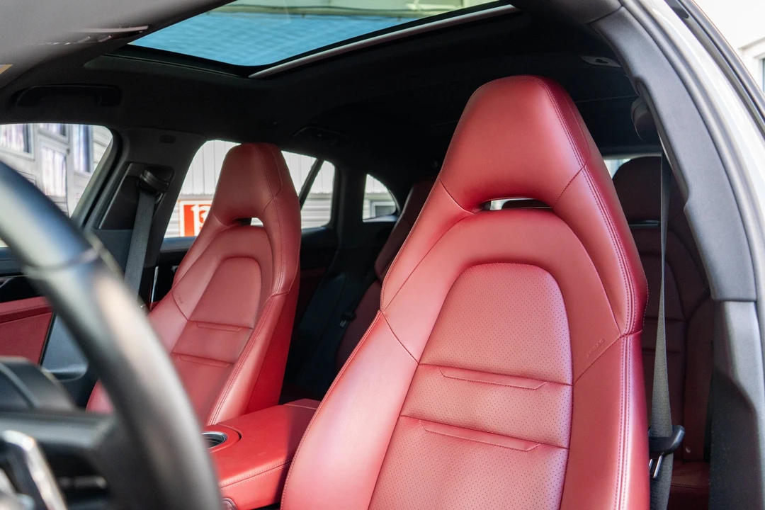 2023 Porsche 971 Panamera 4S - Image 8 of 31