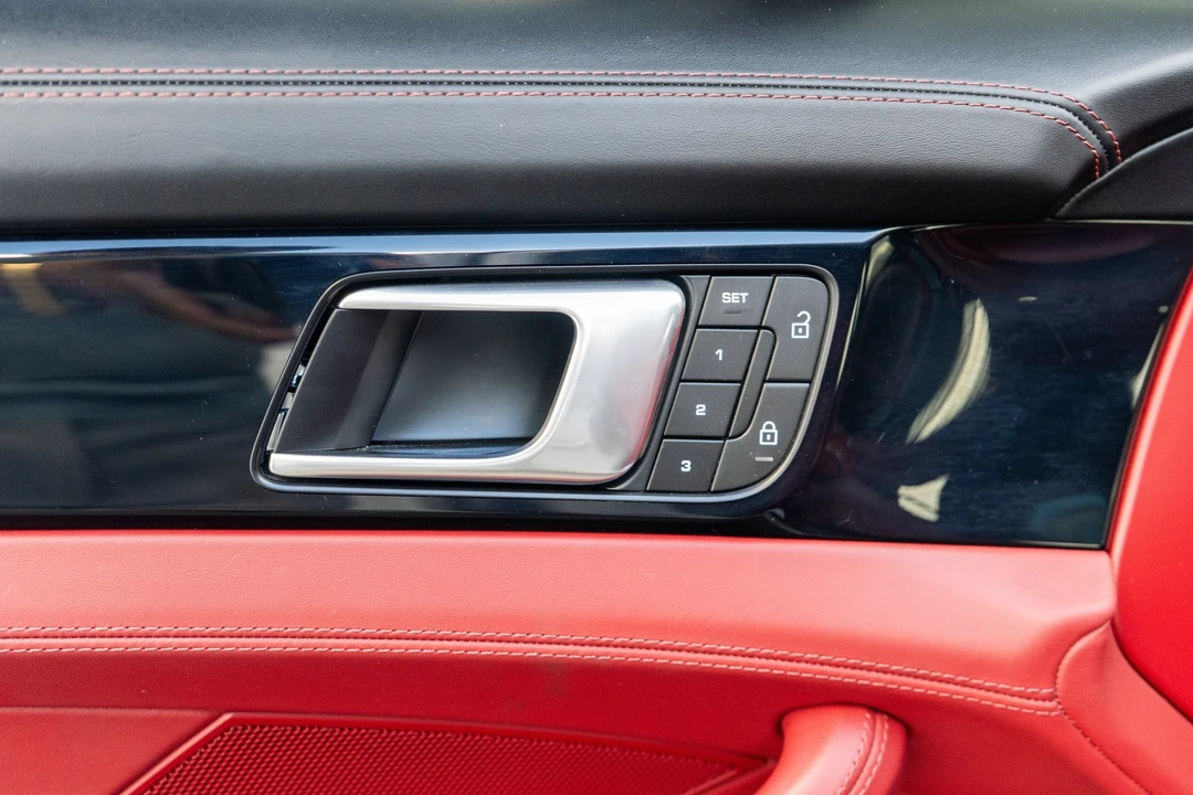 2023 Porsche 971 Panamera 4S - Image 10 of 31