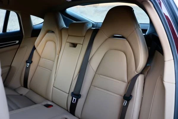 2023 Porsche 971 Panamera 4S - Image 19 of 20
