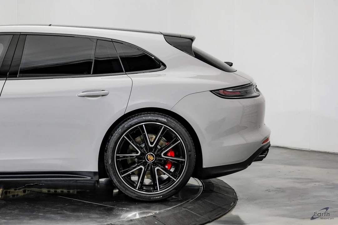 2023 Porsche 971 Panamera GTS - Image 10 of 31