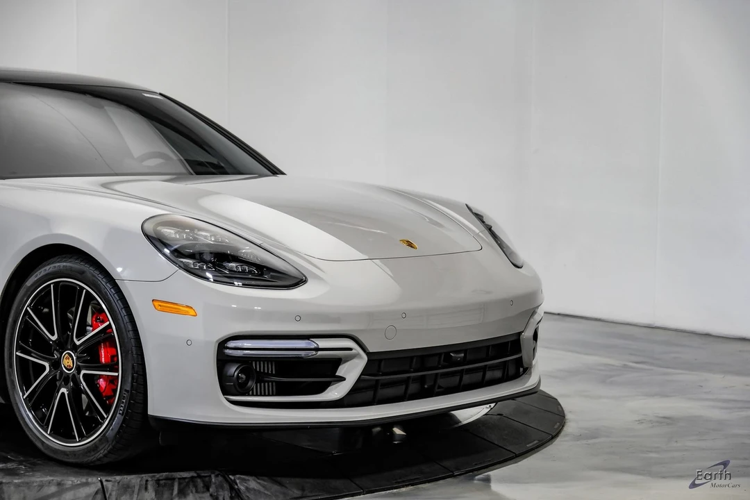 2023 Porsche 971 Panamera GTS - Image 28 of 31