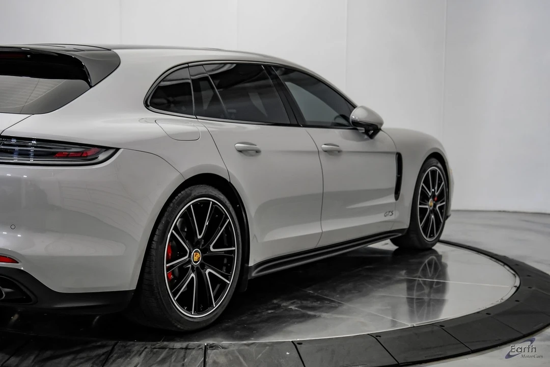 2023 Porsche 971 Panamera GTS - Image 19 of 31